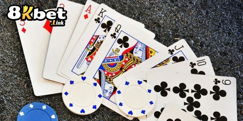 Cách Chơi Bài Mậu Binh Rất Đơn Giản, Giành Chiến Thắng Cao 3 Điểm nổi bật của Mậu Binh